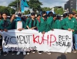 Mahasiswa Indonesia Gelar Aksi Nasional Menolak RUU KUHAP